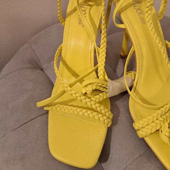 Mixx Shuz Mercy Yellow Stilleto Heels - NWOT Size 9R - Picture 2 of 6